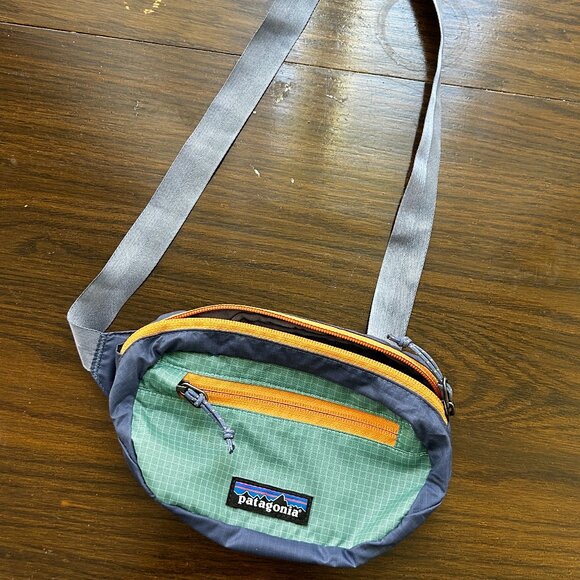 Ultralight Black Hole® Mini Hip Pack 1L - Picture 1 of 1